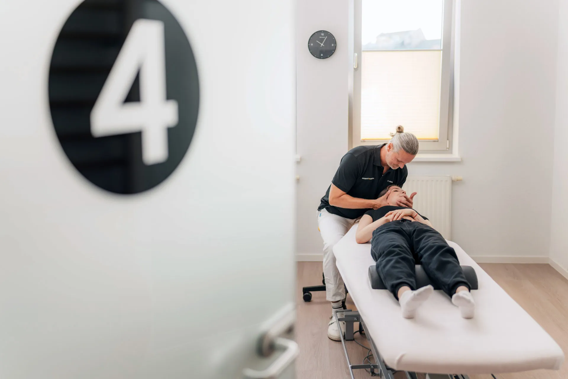 Impression aus der Praxis - Scholz & Abela - Physiotherapie Dortmund Beispielszene aus der Physiotherapiepraxis