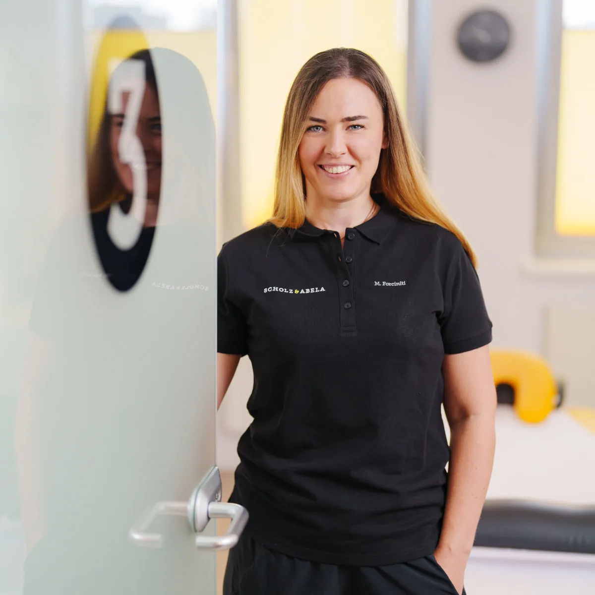 Miriam Forciniti - Physiotherapeutin - Scholz & Abela - Physiotherapie Dortmund Foto von Teammember Physiotherapeutin Miriam Forciniti